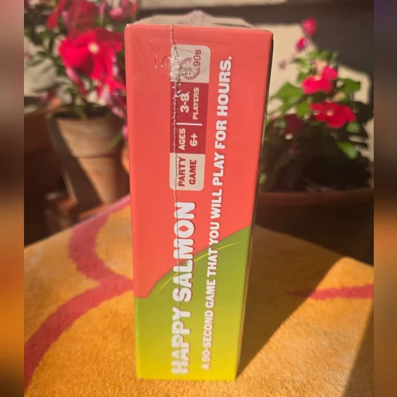 Happy Salmon Card Game - Picture 4 of 4